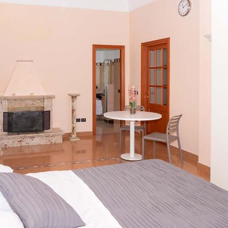 Casa Mareluna Vico Equense Room photo